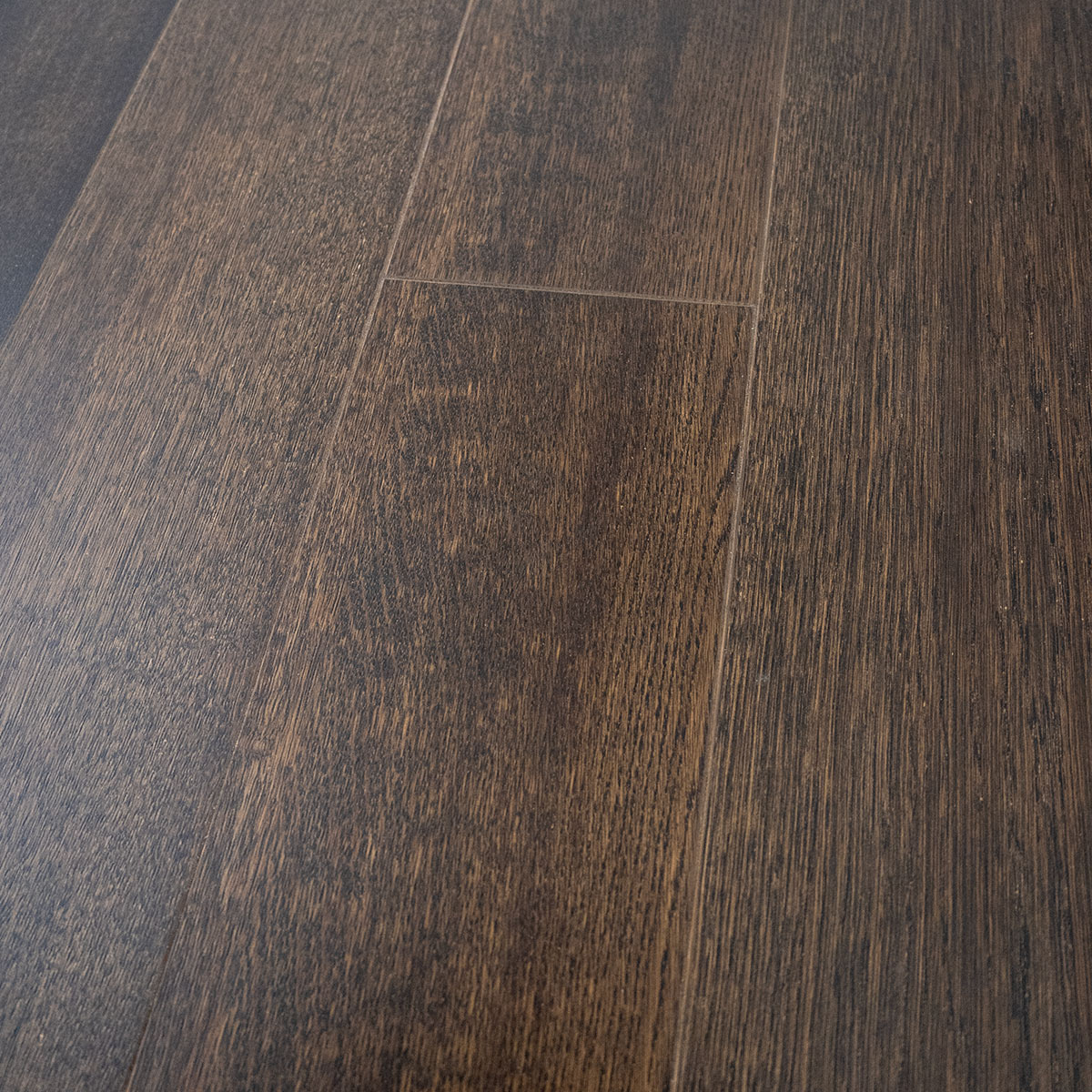 LIN102 Burnt Rye