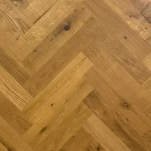 UNH202 Amberwood Herringbone